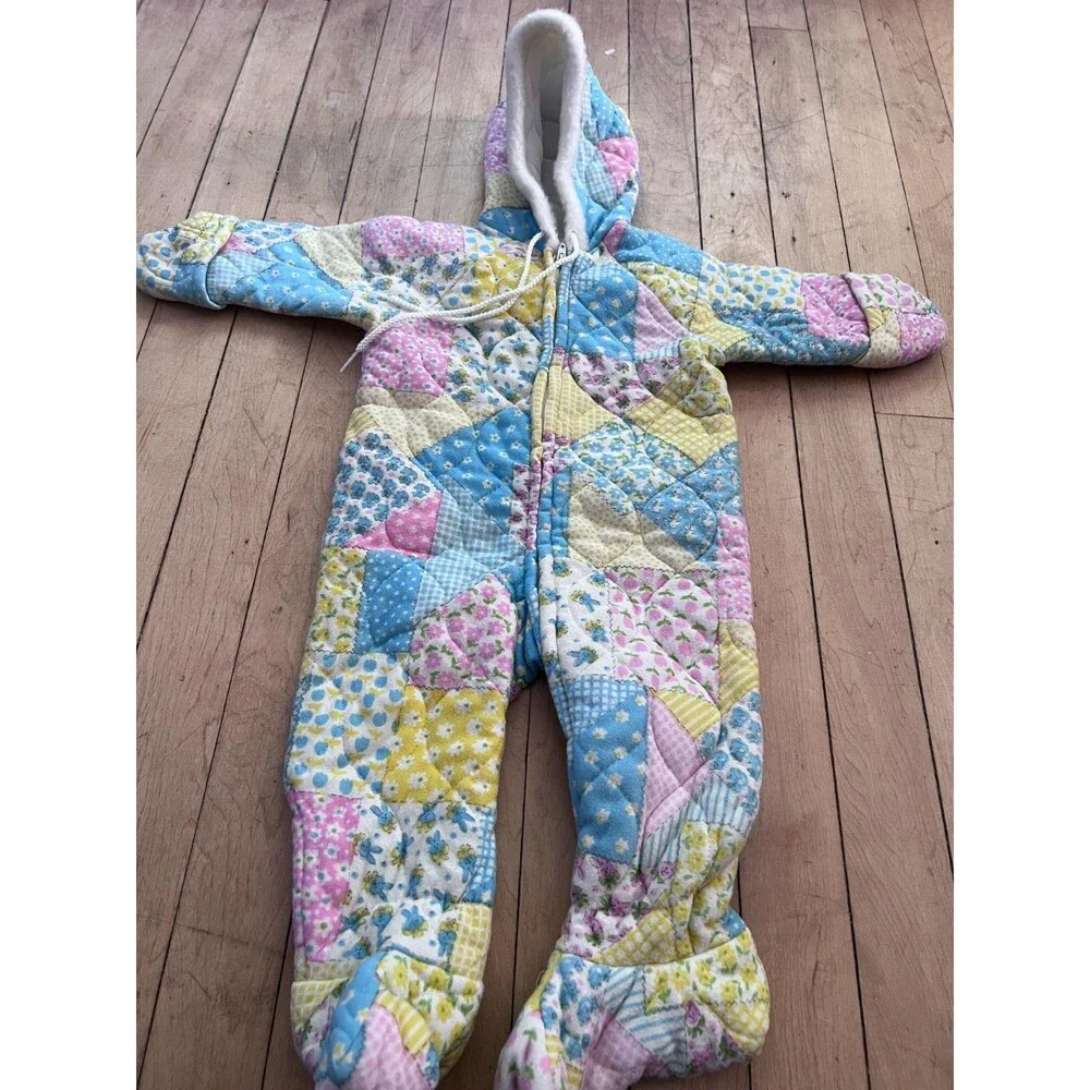 Vintage 80s Baby Bunting Snowsuit Bunnies Pastels Quilted 9-12 Months